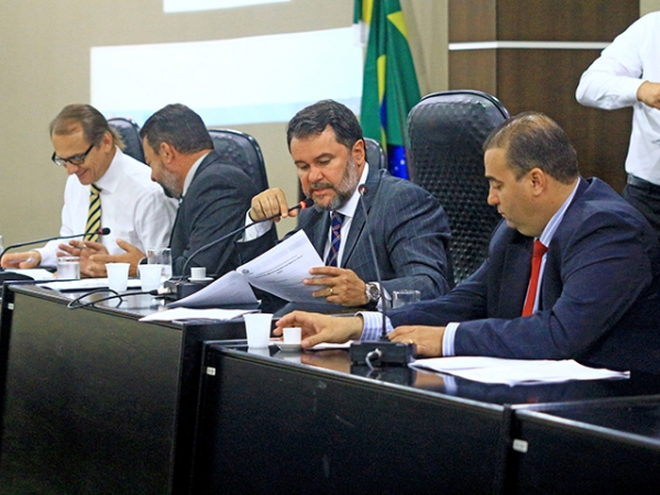 Comiss�o retoma depoimento de Maur�cio Guimar�es nesta ter�a-feira, 05 de abril