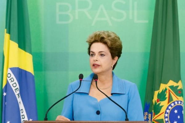 Dilma Rousseff se diz indignada e injusti�ada com impeachment 