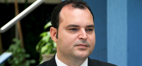 Pedro Taques nomeia o juarense Marco Marrafon novo secret�rio de Educa��o