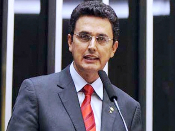 Empres�rio cita deputado S�guas Moraes como poss�vel benefici�rio de propina