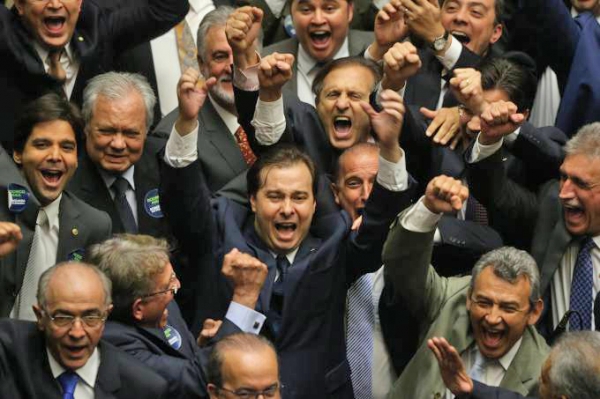 Deputado Rodrigo Maia, do DEMOCRATAS do Rio de Janeiro, � eleito novo presidente da C�mara