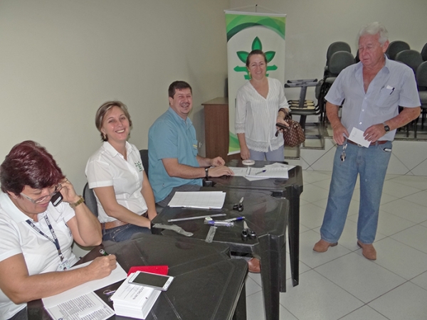 Elei��o da Acrimat em Juara termina com 51 votos Sim e 01 n�o.