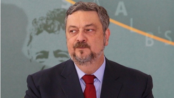 Pol�cia Federal cumpre a 35� fase da Lava Jato e prende Antonio Palocci