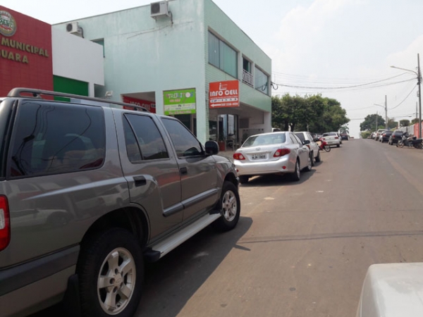 Carro com som alto est� sujeito a multa independente do volume a partir de hoje