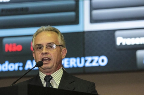 Altir Perizzo cogita renunciar � Prefeitura de Ju�na por vaga de Emanuel na AL