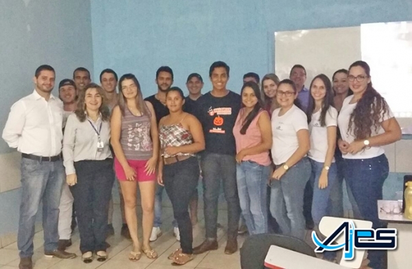 Secret�rio de Sa�de ministra palestra para alunos de Farm�cia da AJES
