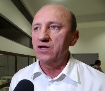 Minist�rio antecipou pagamento do seguro rural de 2016, diz Geller