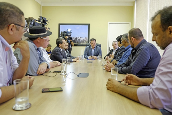 Vice-governador prop�e constru��o de pauta positiva para setor de transporte