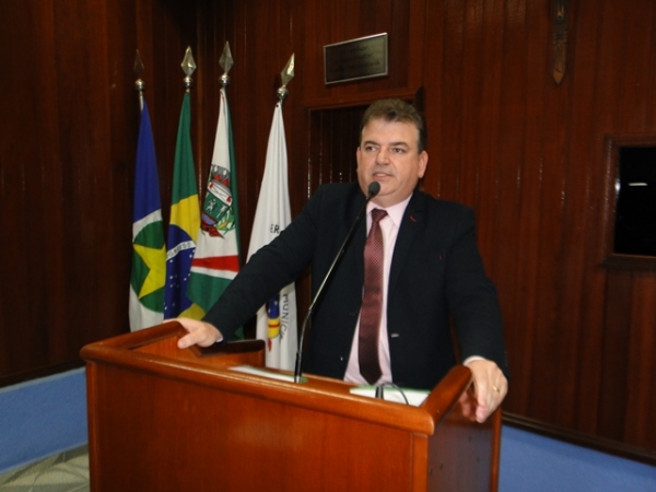 Deputado S�guas destina recursos para Juara anuncia Salvador Pizzolio.