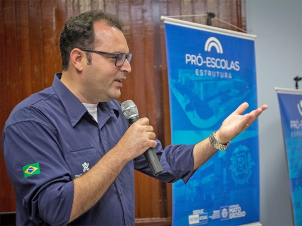 Secret�rio Marrafon diz que est� cumprindo todas as exig�ncias dos trabalhadores da Educa��o e que n�o h� raz�o para greve