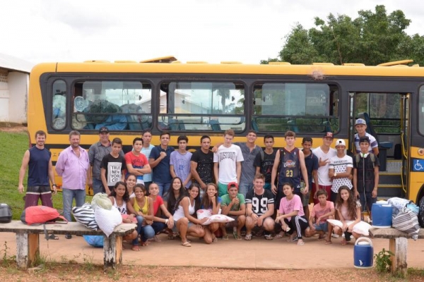 Tr�s equipes de basquete embarcam rumo a Sorriso para disputar 12� Nort�o Cup