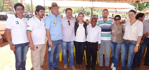 Vereadores integram comitiva do estado e participam de estradeiro at� Itapai�na.