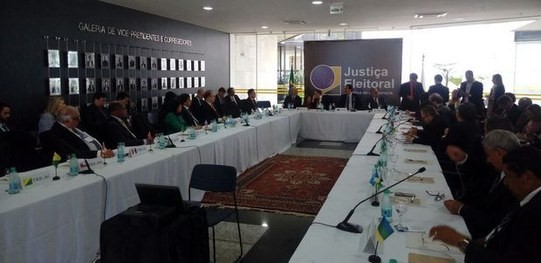 Presidentes dos Tribunais Regionais Eleitorais se re�nem para discutir extin��o de zonas eleitorais