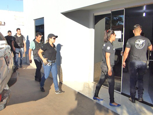 Pol�cia Civil prende chefe por irregularidades na Ciretran de Aripuan�
