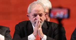 Lula � condenado na Lava Jato a 9 anos e 6 meses de pris�o no caso do triplex