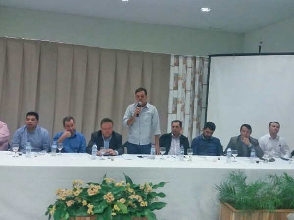 Nilson Leit�o e ministro Blairo Maggi debatem agroneg�cio em Alta Floresta