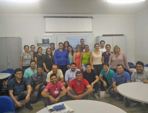 Turma conclui o curso de �Forma��o do Pre�o de Venda�, oferecido pelo CAE