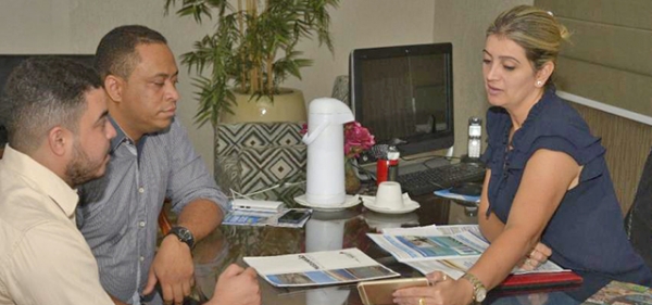 Prefeita Luciane Bezerra recebe a visita de representantes do Governo do Maranh�o