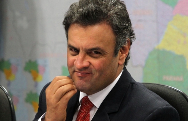 STF afasta A�cio do mandato e determina recolhimento domiciliar noturno