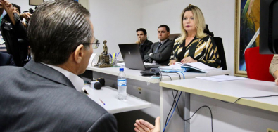 Ju�za aponta que ex-governador foi 