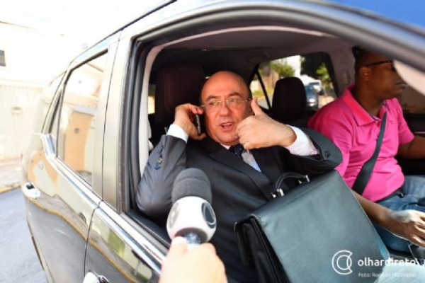 Riva abre m�o de interrogat�rio e rumor sobre dela��o ressurge em 2018
