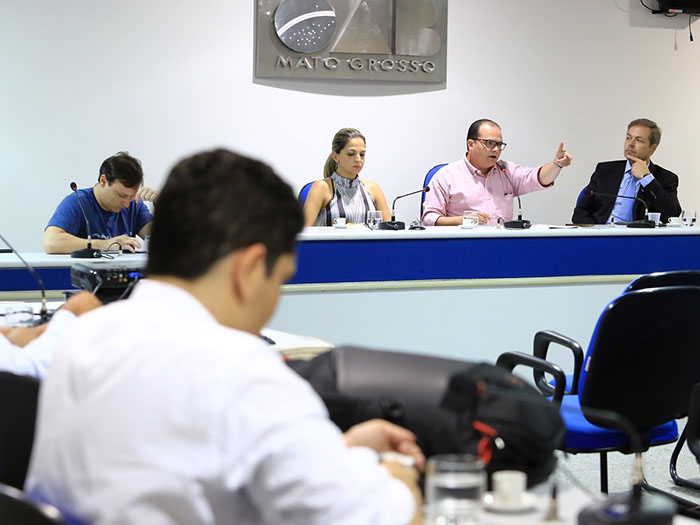 OAB-MT requer propositura de Adin contra Lei Estadual que reduziu valor de RPV