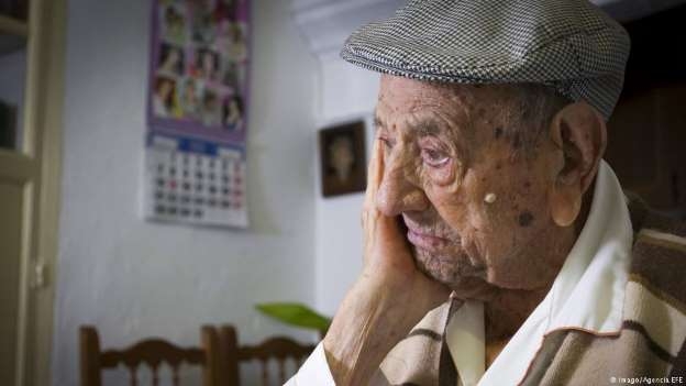 Morre aos 113 anos o homem mais velho do mundo