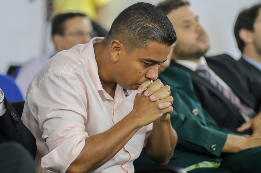 TJ estima em 1 mil os telefones grampeados e nega soltura de cabo