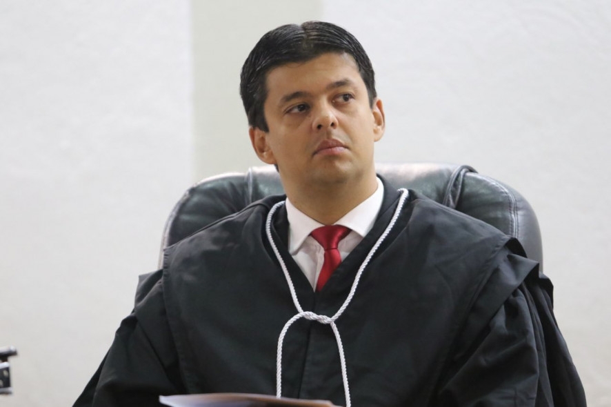 Justi�a revoga pris�o de coron�is e nega pedido para ouvir Taques