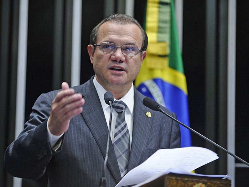 Presidente sanciona a cria��o da Universidade Federal de Rondon�polis
