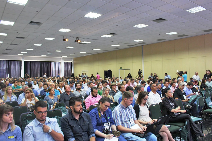 InterCorte bate novo recorde de p�blico e re�ne pecuaristas de todas as regi�es produtoras de Mato Grosso