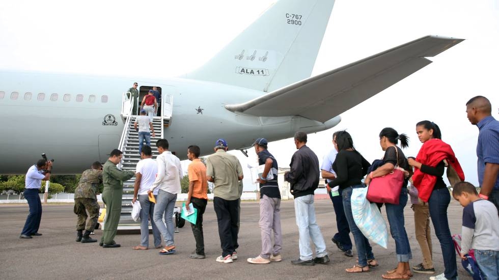 Avi�o da FAB leva 233 venezuelanos para Manaus e S�o Paulo