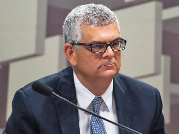 Temer confirma Monteiro na Petrobras e nega mudan�a em pre�os 