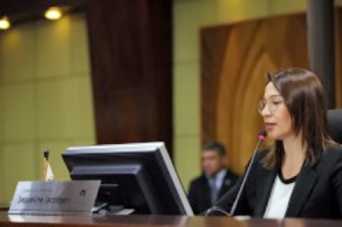Conselheira aponta superfaturamento e pede que 2 deputados devolvam R$ 16 milh�es em MT 