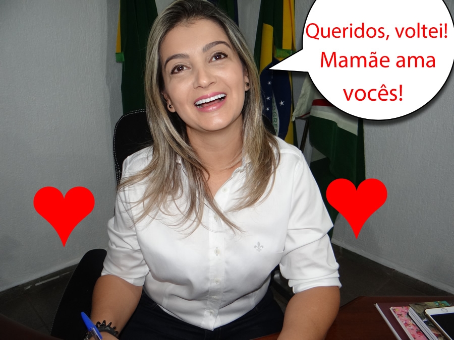 Queridos, mam�e voltou.