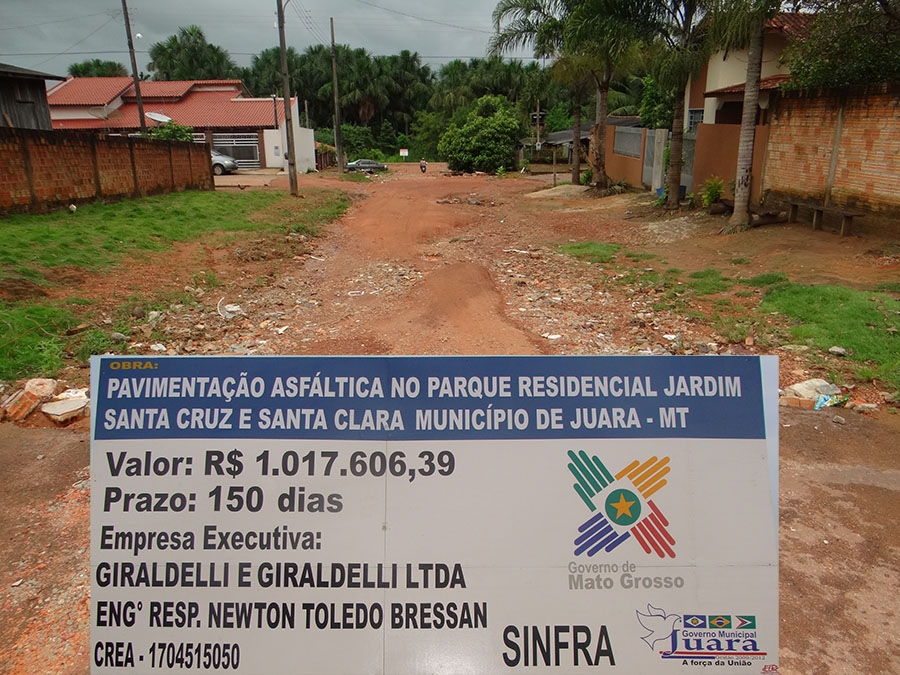 Arquivo Farofin�stico guarda rel�quias esquecidas pelos pol�ticos, como o Juara 100% Asfaltada.