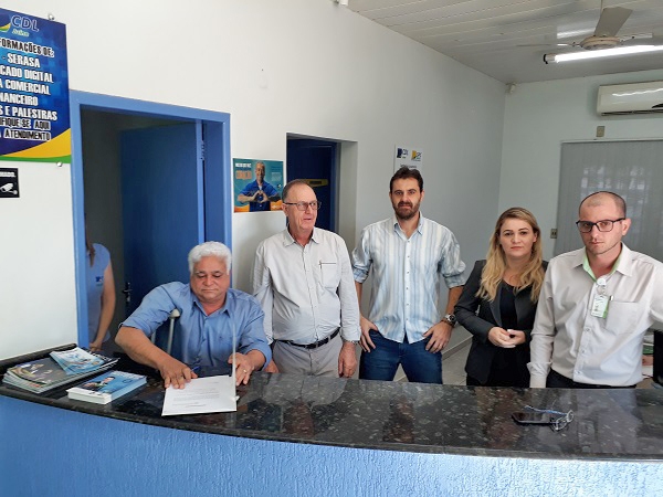 Parceria entre ASCOM CDL & Sicredi traz para Ju�na, Castanheira e Colniza Palestra com Ju�za Federal do Trabalho.