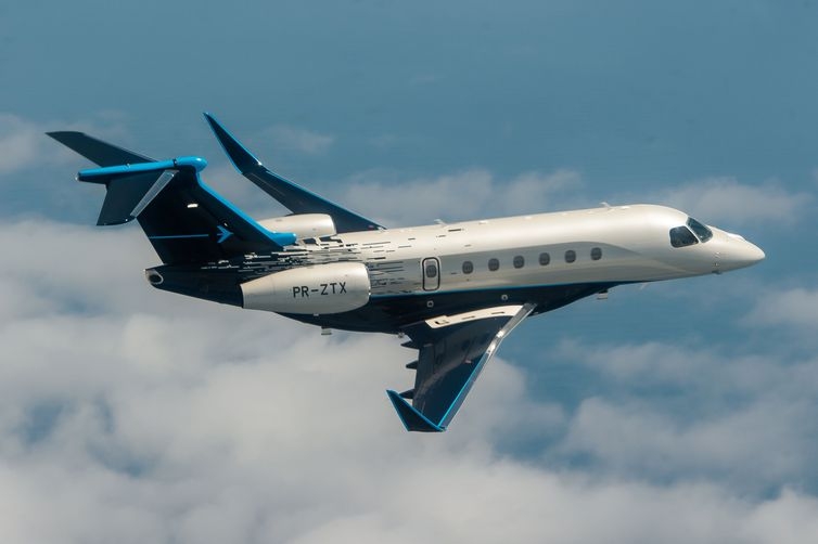 Dois modelos de avi�es executivos s�o lan�ados pela Embraer
