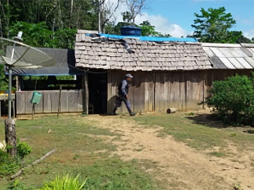 Mesmo com alerta do Minist�rio P�blico Estadual, Fazenda de Silval e Riva � invadida em Colniza