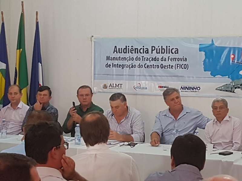 Senador defende tra�ado da Fico - Ferrovia do Centro Oeste