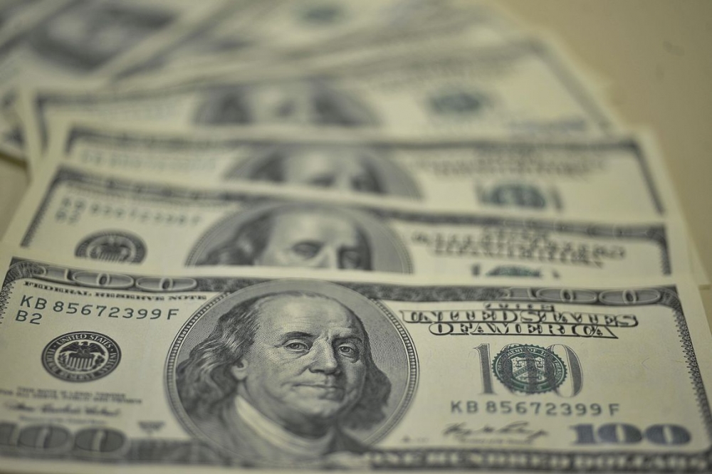 Contas externas t�m saldo positivo de US$ 329 milh�es em outubro