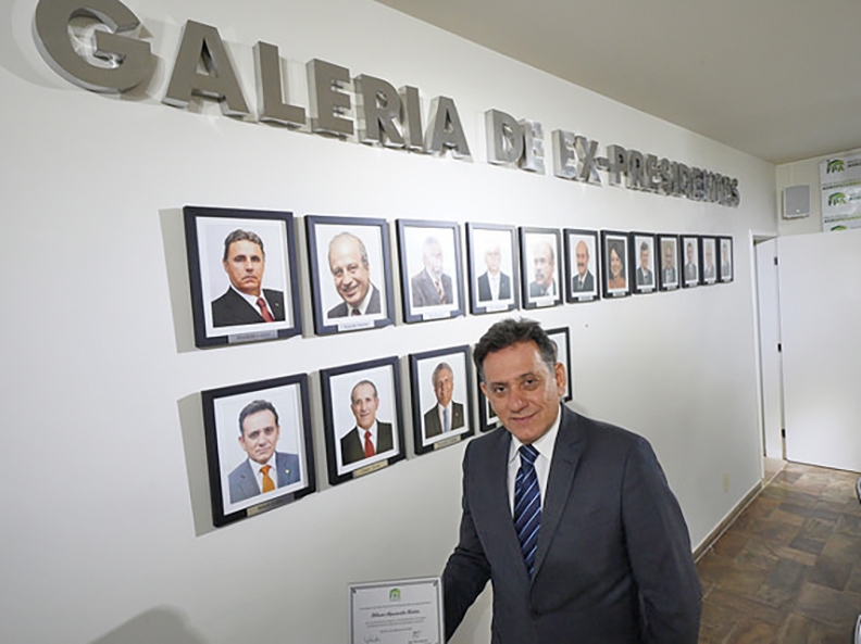 Frente da Agropecu�ria homenageia Nilson Leit�o