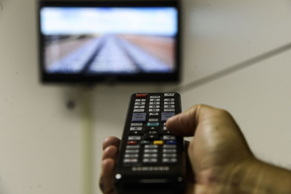Pre�o e desinteresse s�o motivos mais citados para n�o ter TV fechada