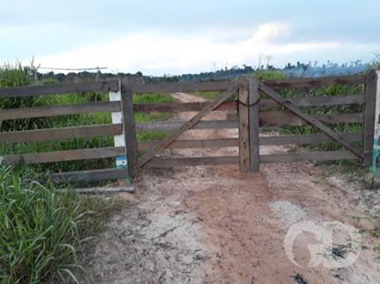 Fazenda de Riva em Colniza � invadida; 1 morto e 9 feridos
