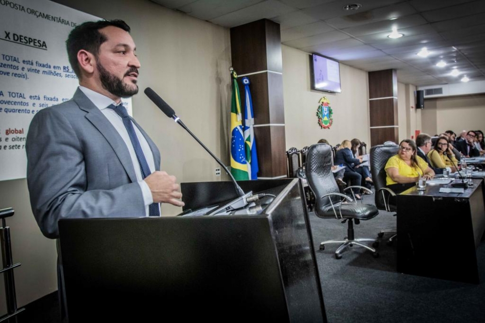 Previs�o or�ament�ria de 2019 aponta d�ficit de R$ 1,7 bilh�o em MT