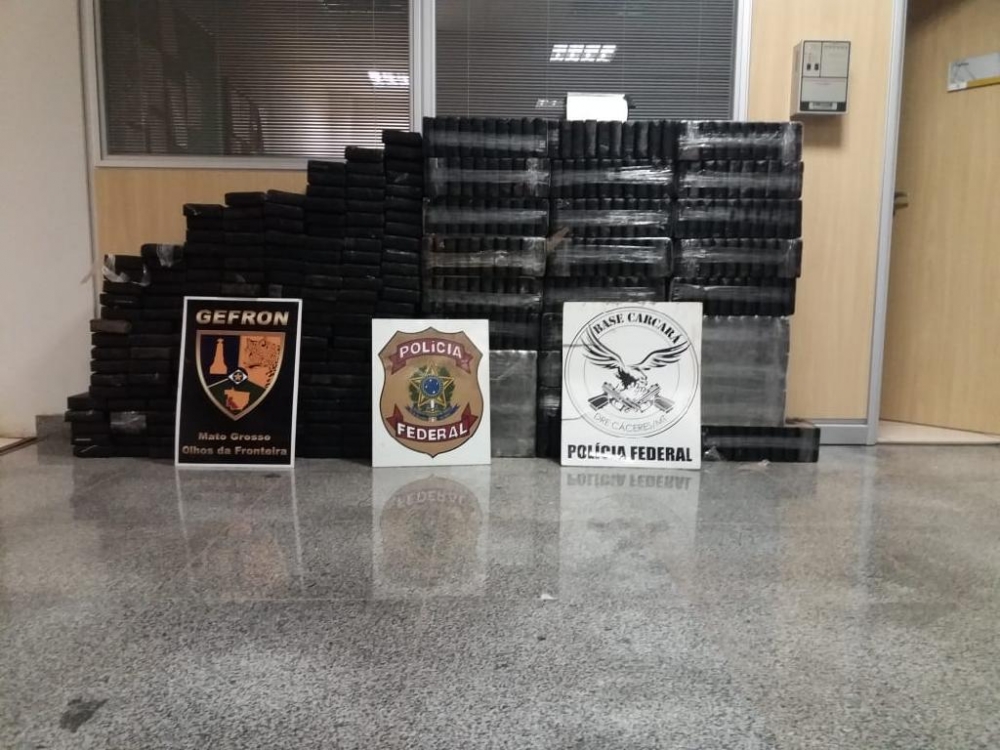 A��o conjunta apreende carga de coca�na avaliada em R$ 7 milh�es