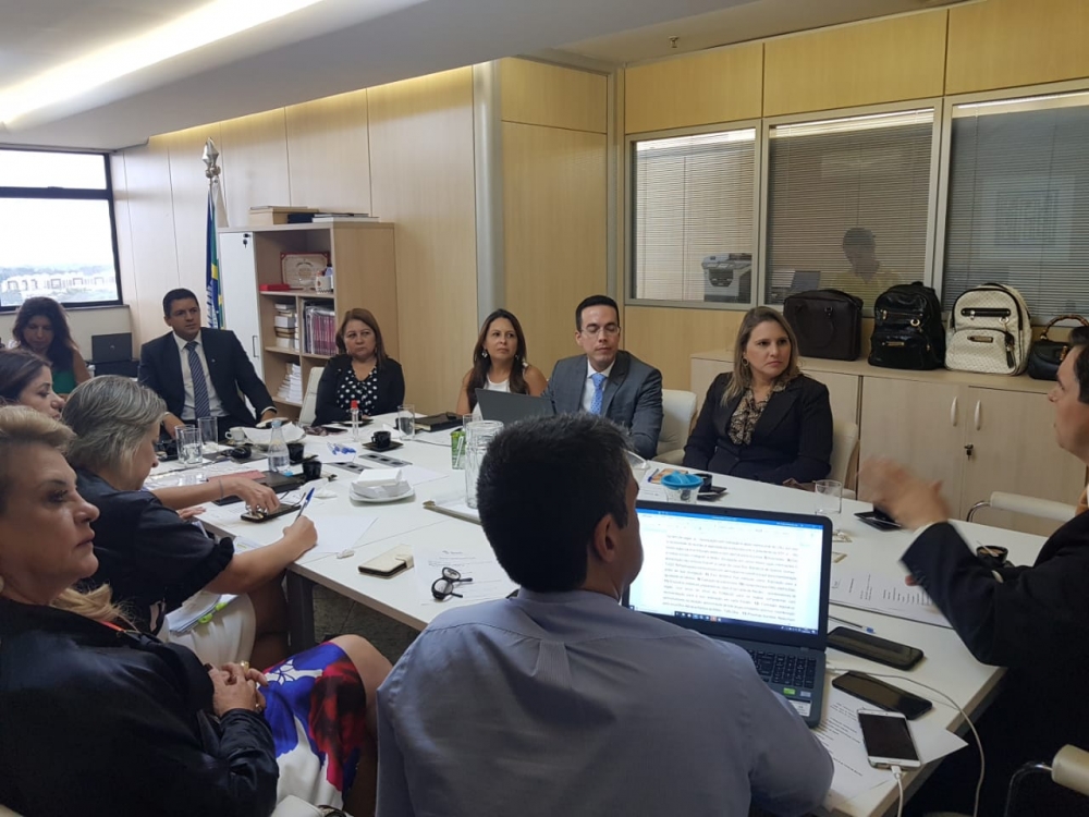 Juiz de Mato Grosso auxilia nos preparativos do F�rum Nacional de Viol�ncia Dom�stica