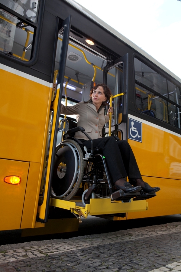 TJMT mant�m constitucionalidade de lei que fixa multa por defeito em plataforma de �nibus