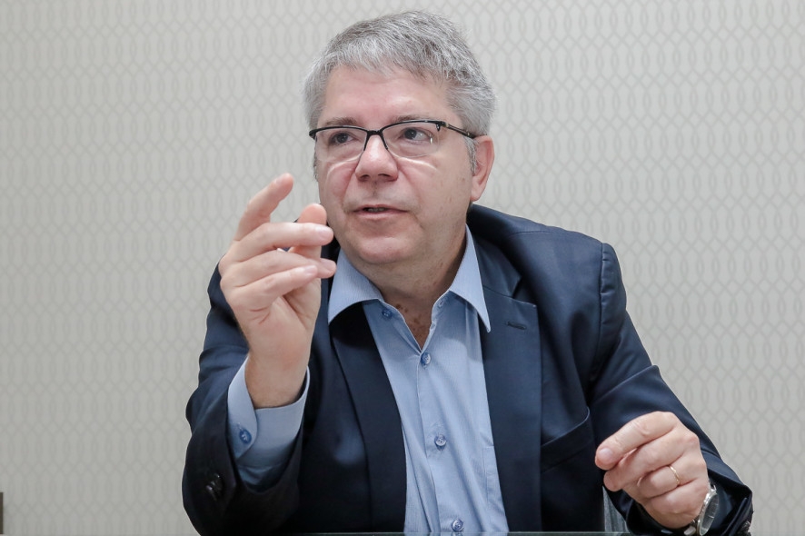 AL e Prefeitura de VG ultrapassam o limite de gastos com folha