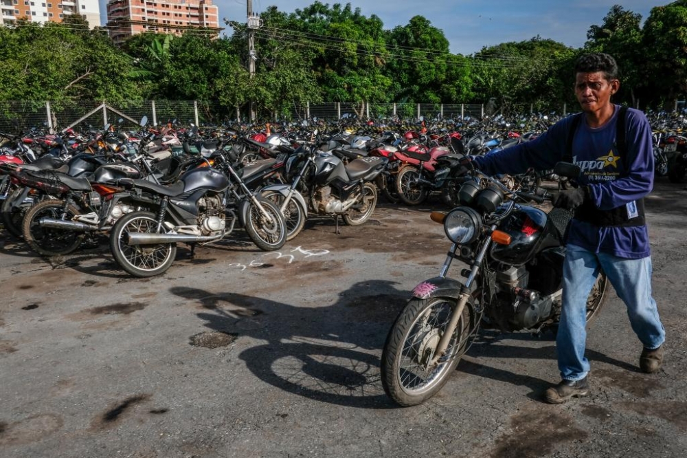 Leil�o do Detran arrecada R$ 1,6 milh�o e novo certame deve ocorrer em abril